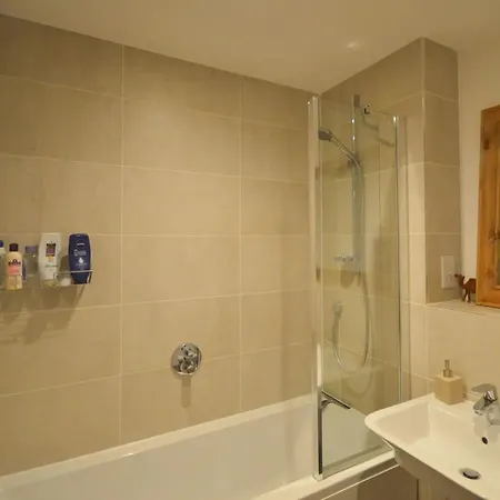 شقة Modern 2 Bedroom Flat In The Stylish Paintworks *